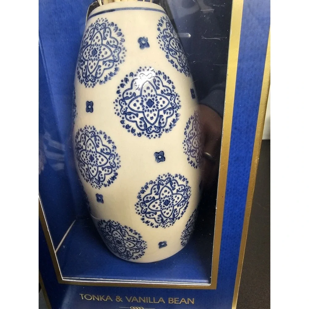 Hand Crafted Diffuser Vase Blue and White Ceramic